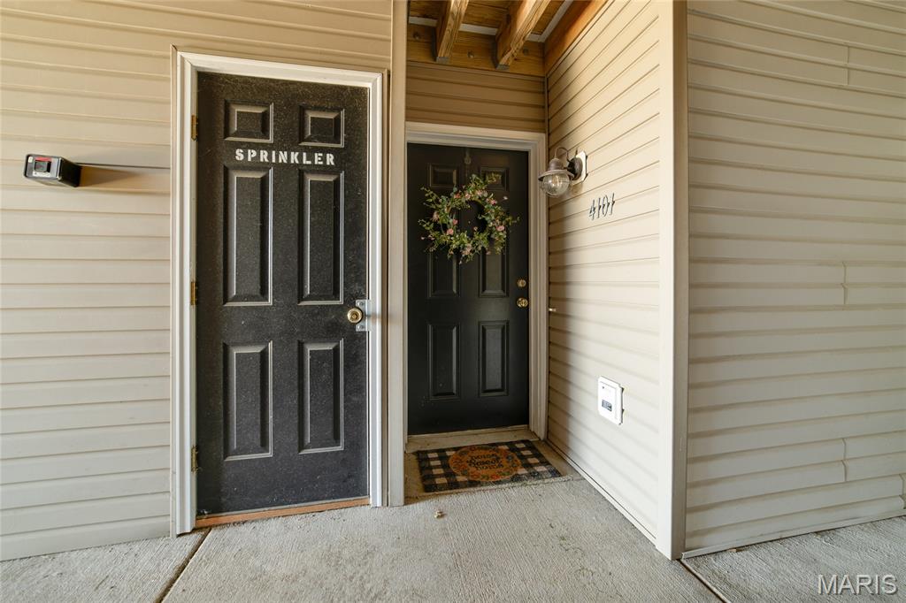 4101 Spring River Drive 1b Property Photo 2