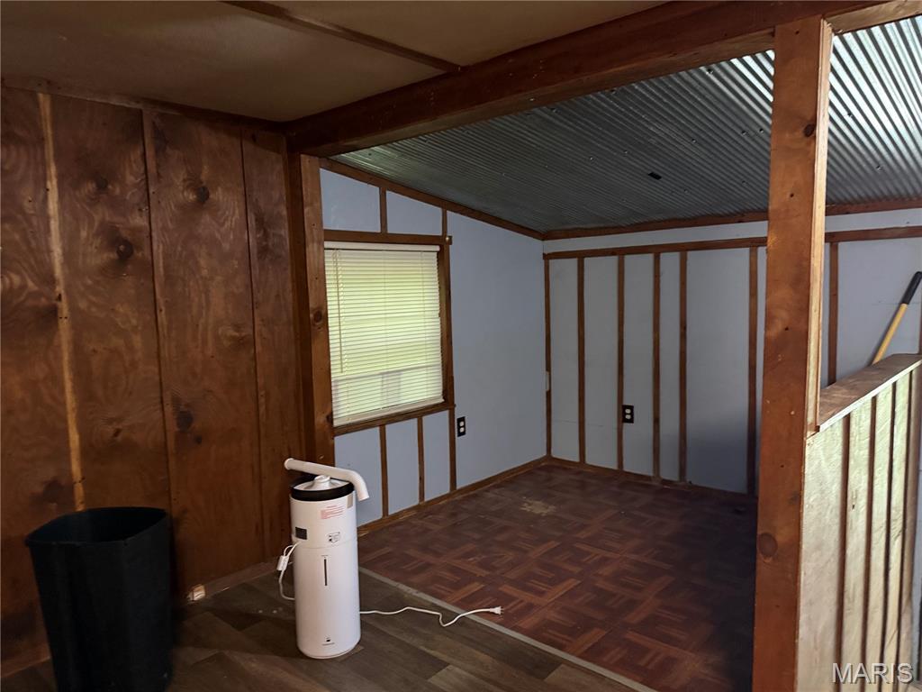 727 Eastwood Street Property Photo 4