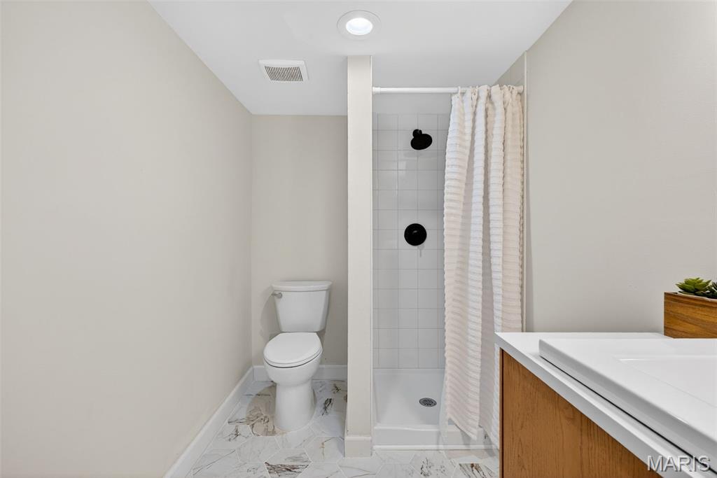 3816 Oakridge Boulevard Property Photo 27