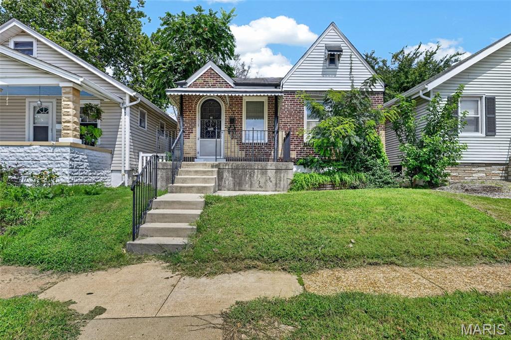 6425 Hoffman Avenue Property Photo 1