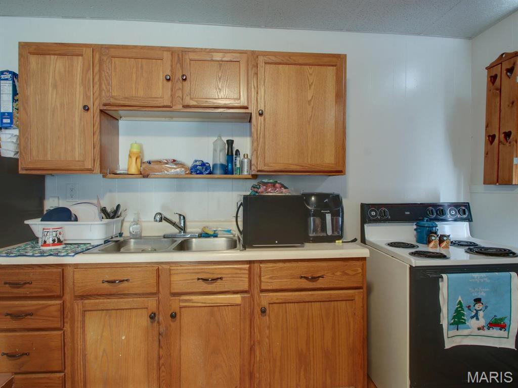 504 Broadway Street Property Photo 15