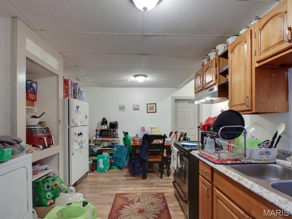 504 Broadway Street Property Photo 21