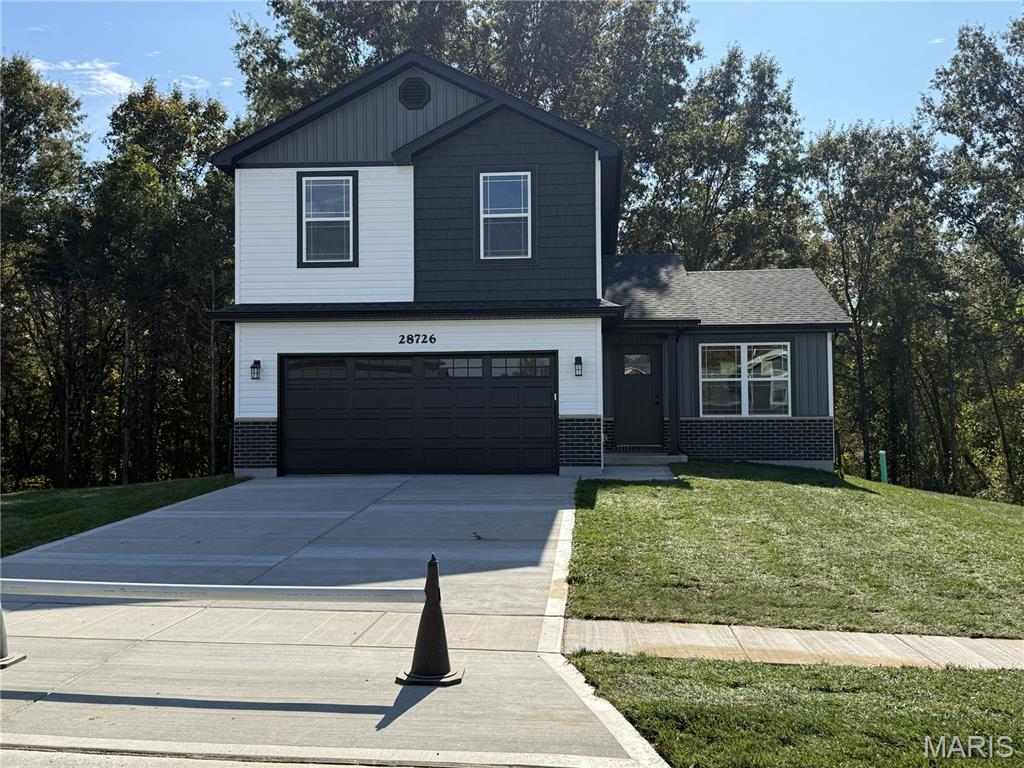 28726 Woodland Heights Drive Property Photo 1