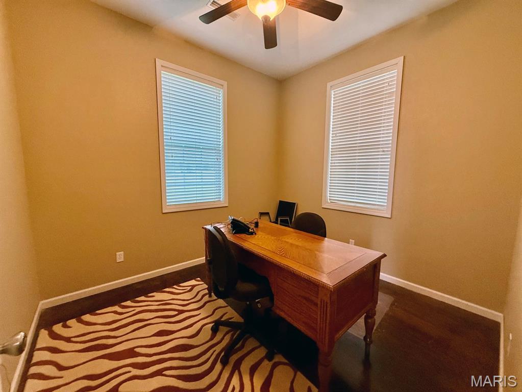 715 Speciality Drive Property Photo 9