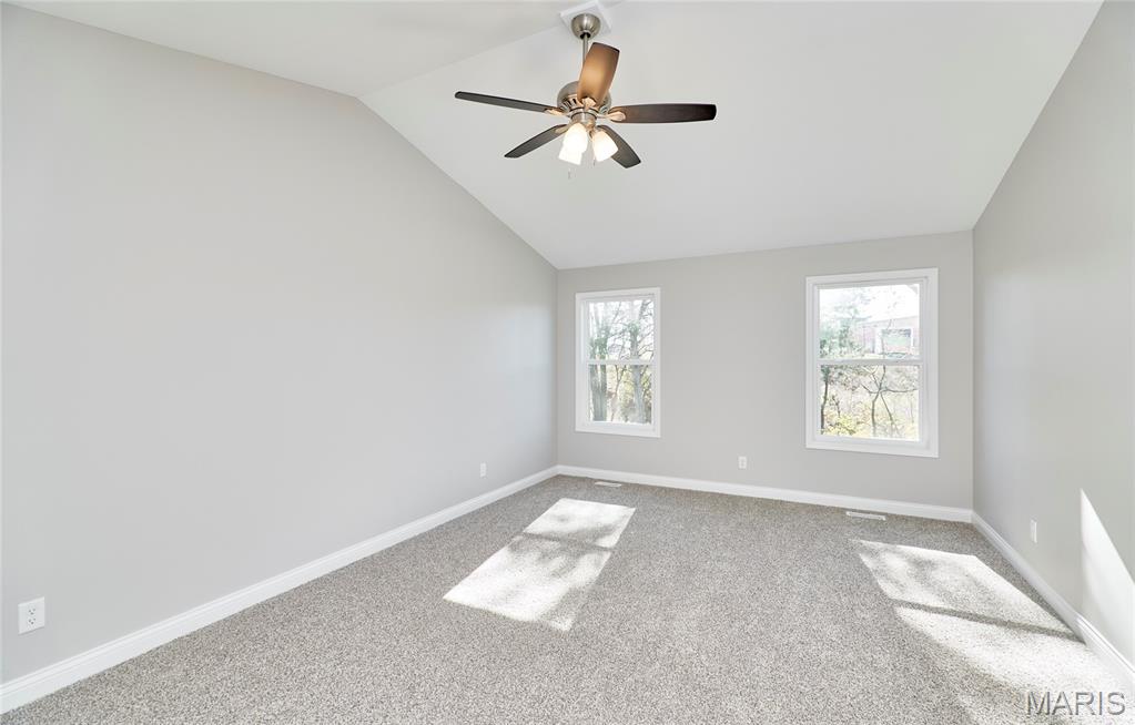 28725 Woodland Heights Drive Property Photo 32