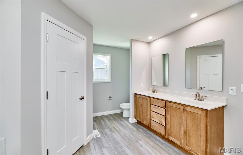 28725 Woodland Heights Drive Property Photo 33