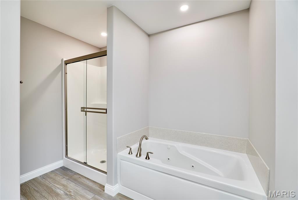 28725 Woodland Heights Drive Property Photo 35
