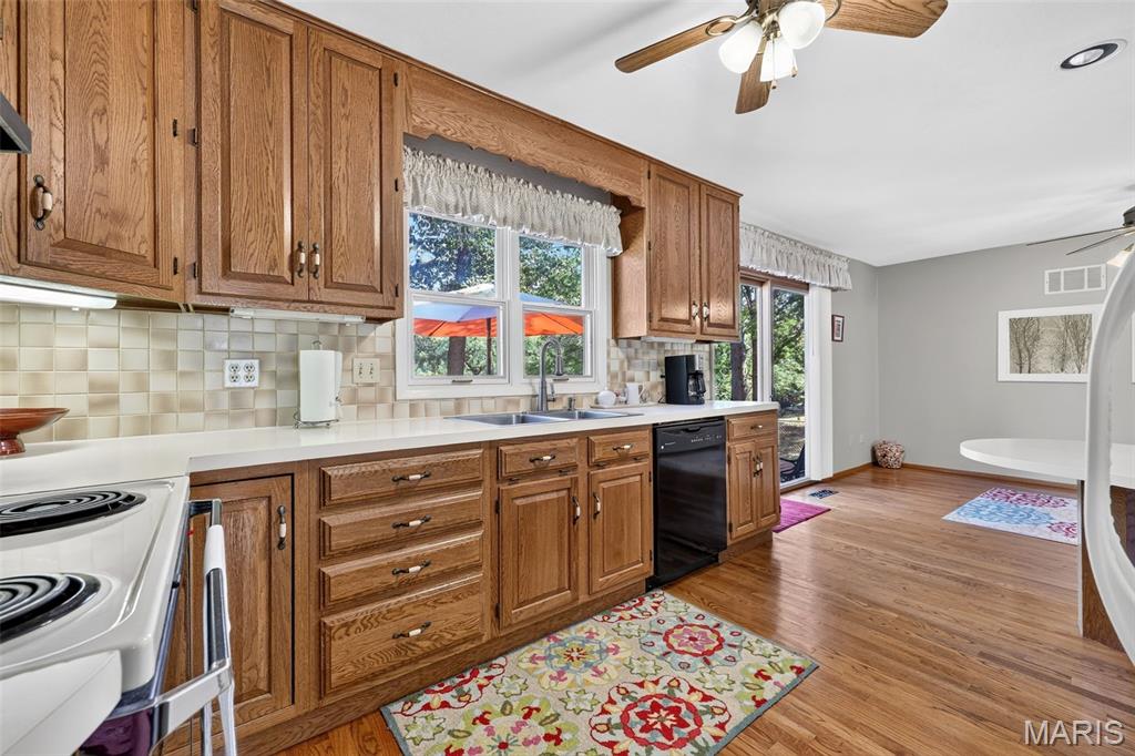 545 Lemonwood Drive Property Photo 15