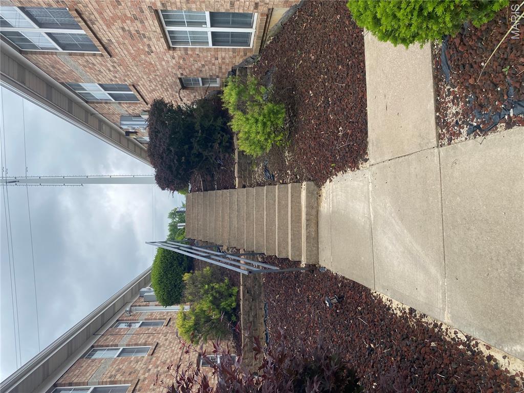 1276 Jungermann Road Property Photo 4