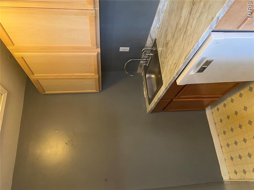 1276 Jungermann Road Property Photo 9