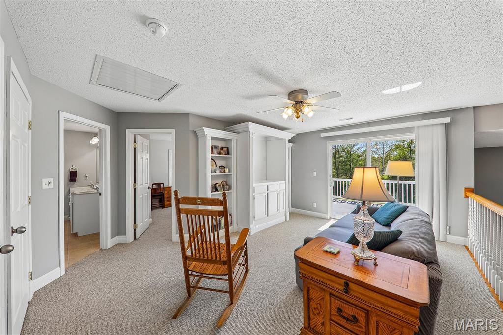 2750 Governors Drive Property Photo 22