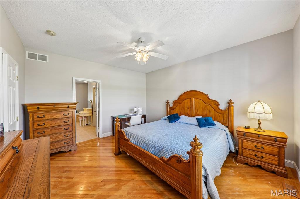 2750 Governors Drive Property Photo 31