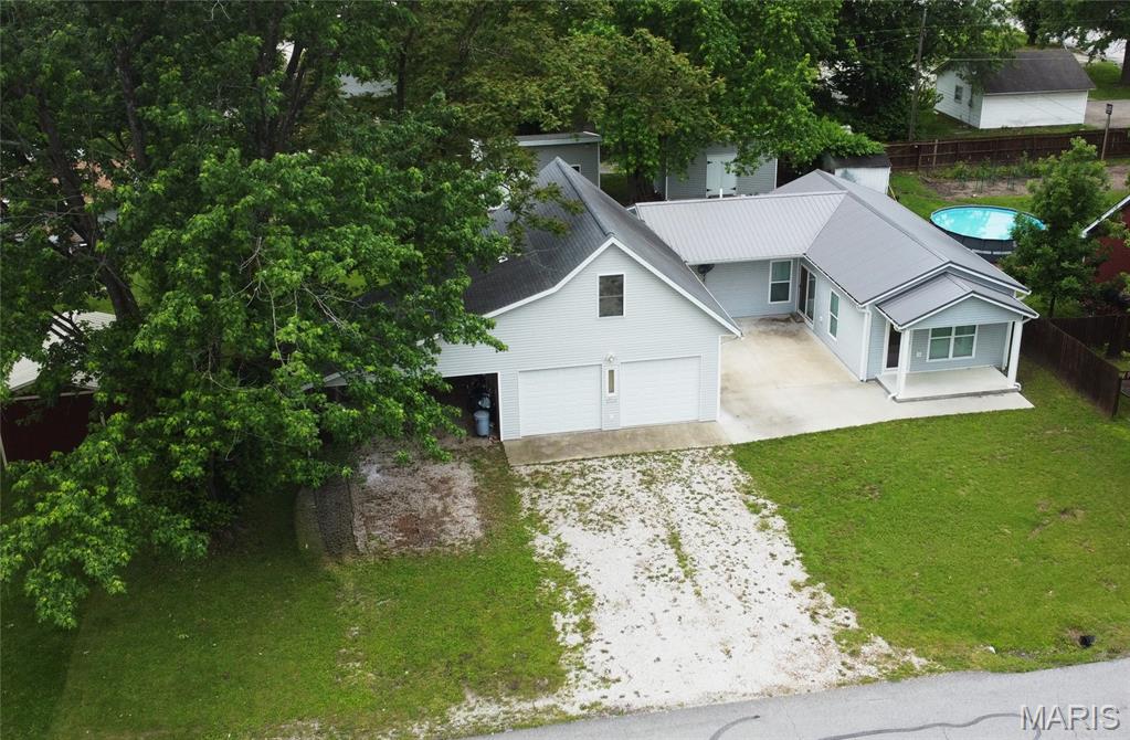 311 S Wentz Street Property Photo 2