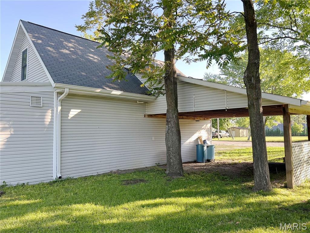 311 S Wentz Street Property Photo 14