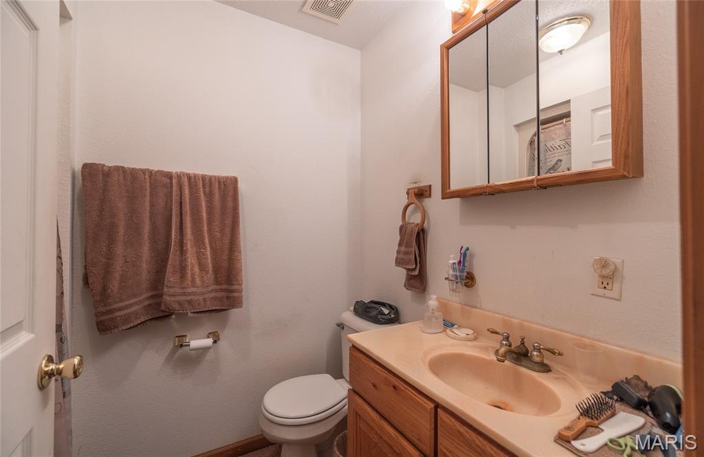 21575 State Highway B Property Photo 32