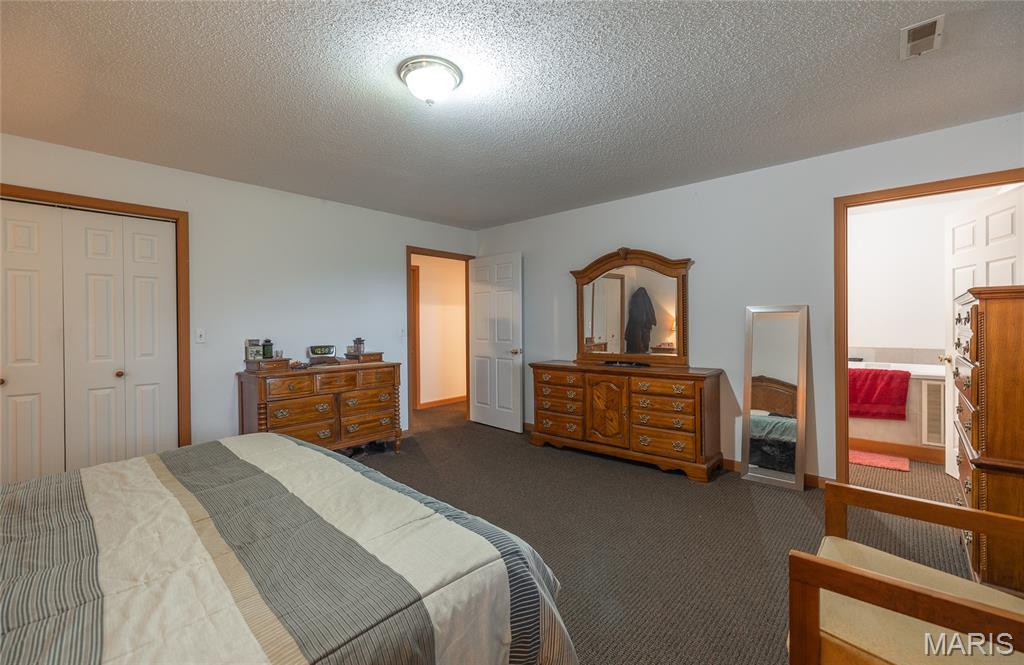 21575 State Highway B Property Photo 36