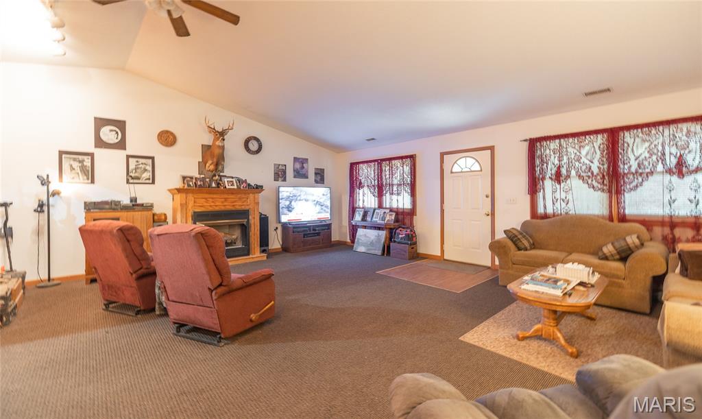 21575 State Highway B Property Photo 38