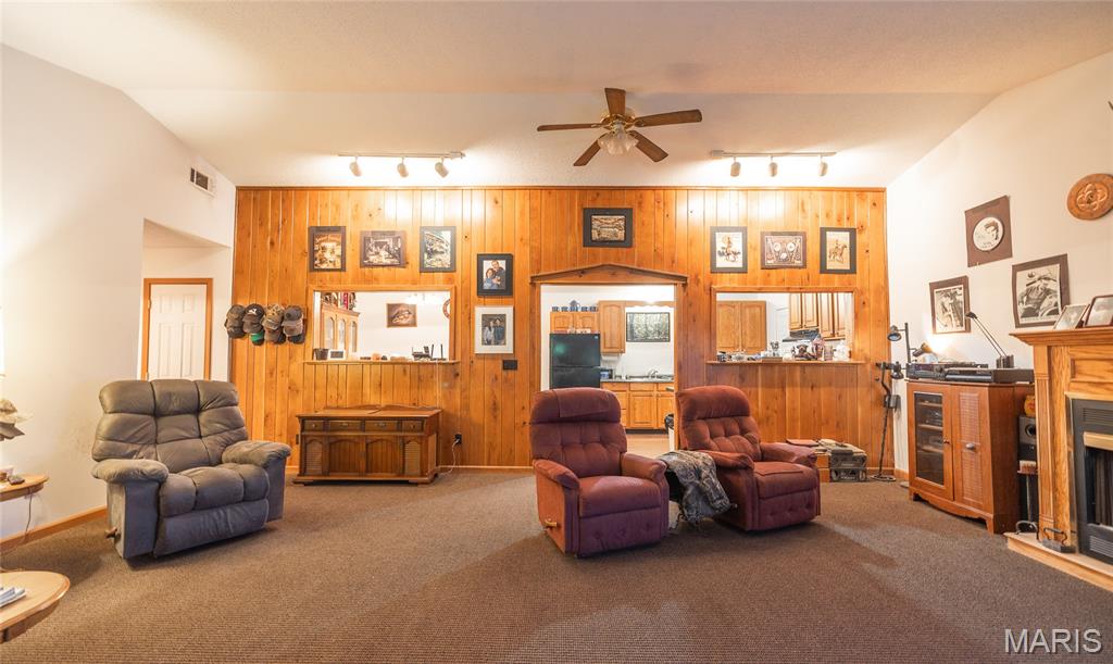 21575 State Highway B Property Photo 39