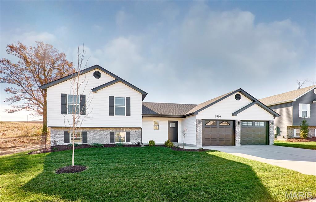 28535 Shallow Water Road Property Photo 1