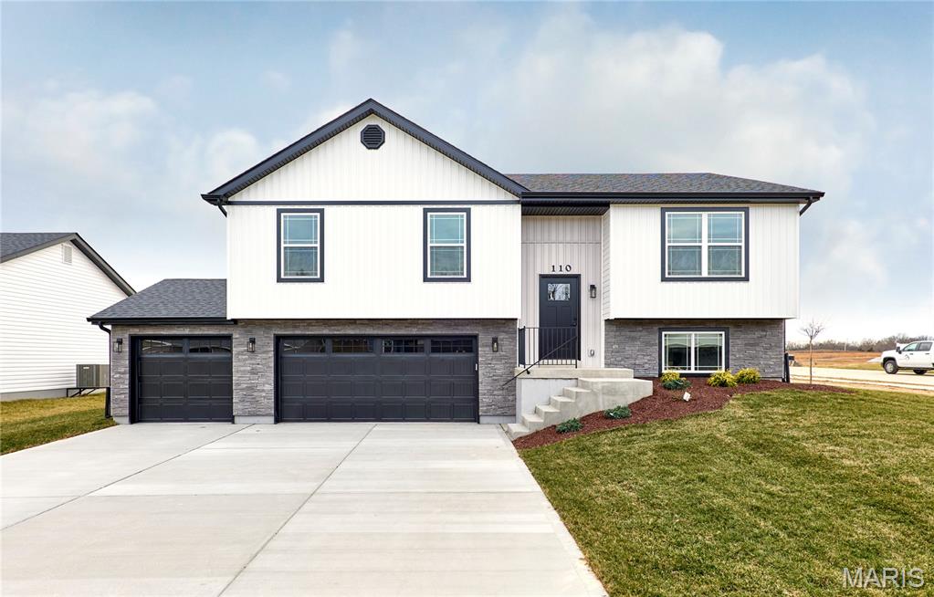 28537 Shallow Water Road Property Photo 1