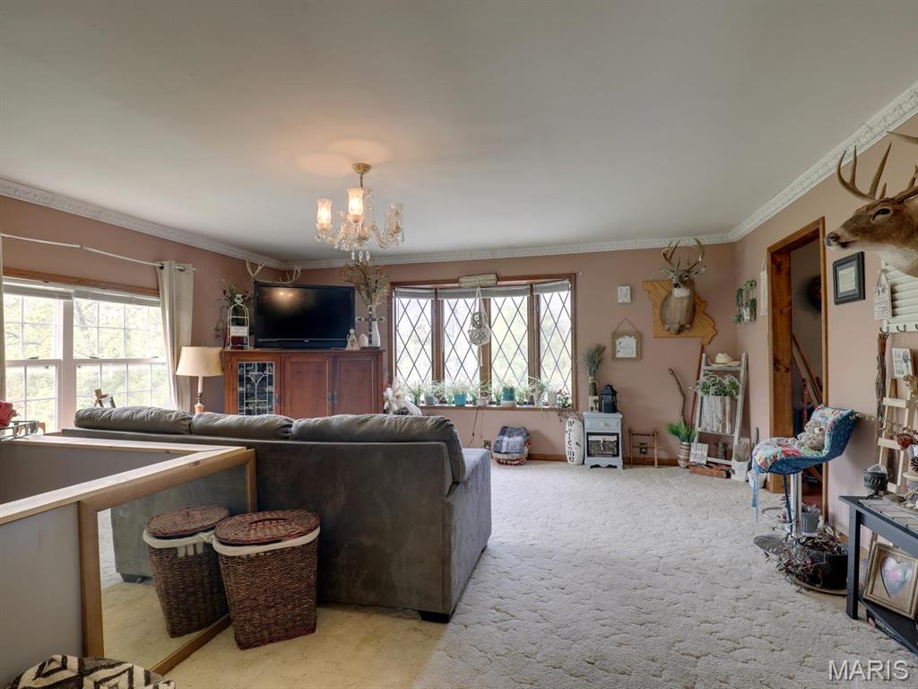 12746 Thornberry Road Property Photo 4
