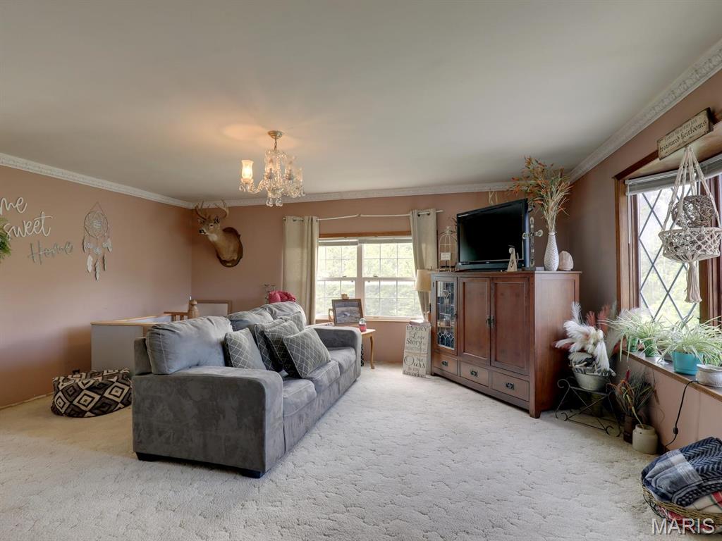 12746 Thornberry Road Property Photo 5