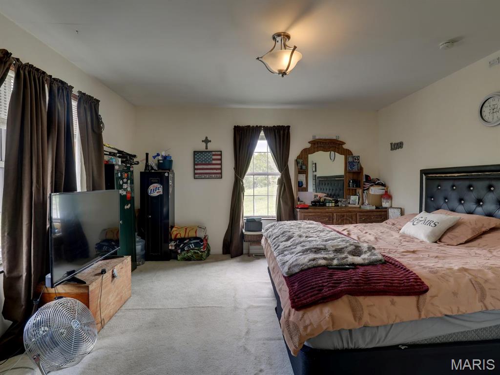 12746 Thornberry Road Property Photo 9