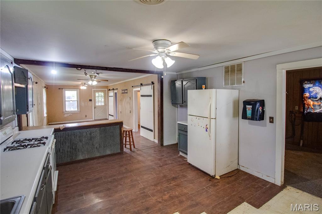 790 Olive Street Property Photo 8