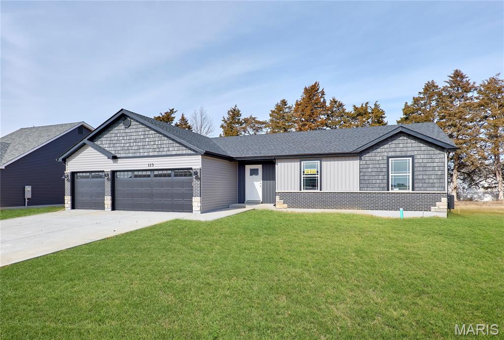 28541 Shallow Water Road Property Photo 1