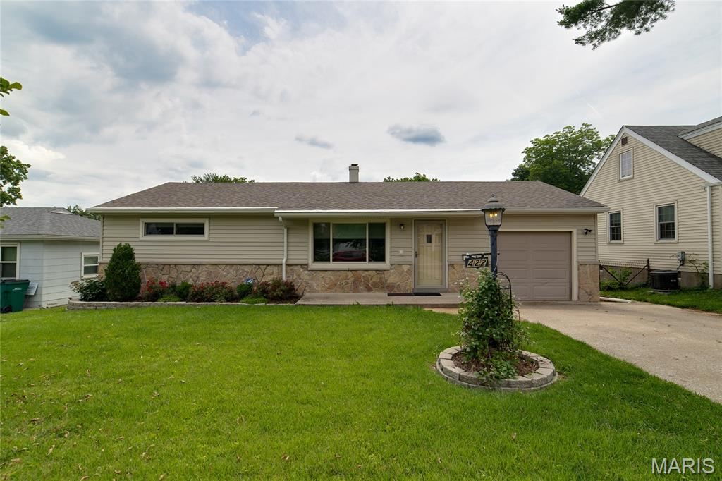 422 Barron Lane Property Photo 1