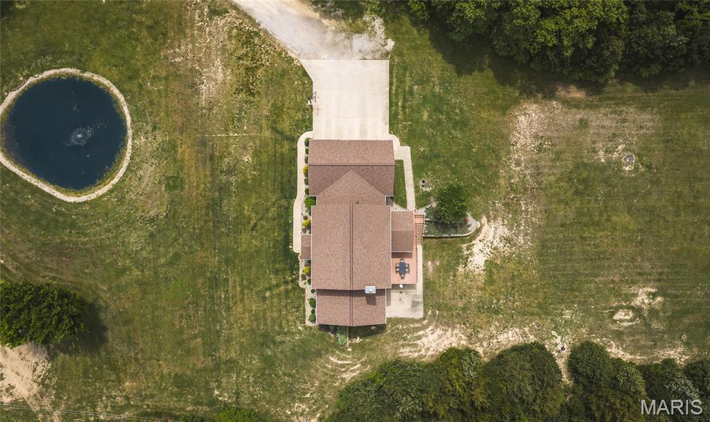 446 Cedar Breeze Drive Property Photo 12