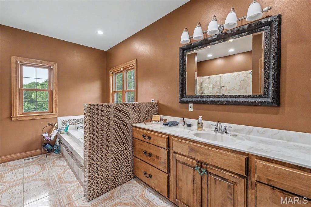 446 Cedar Breeze Drive Property Photo 27