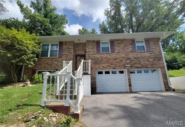 104 Pyramid Drive Property Photo 1