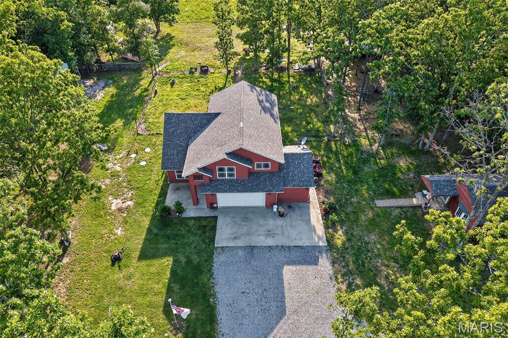 12807 School Drive Property Photo 2