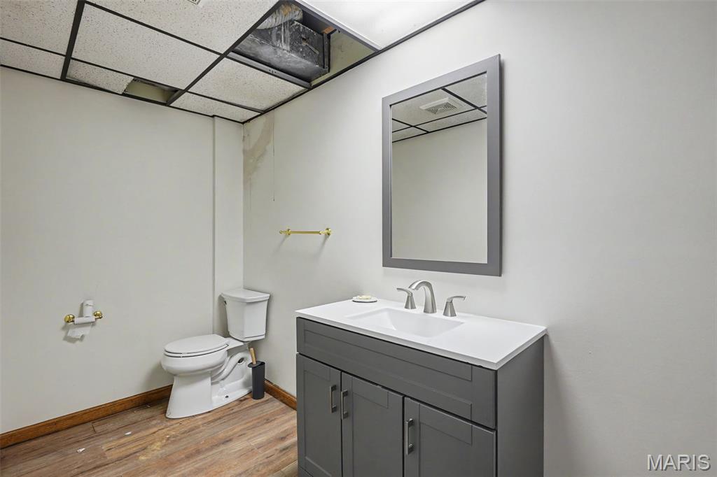 17721 N Service Road Property Photo 19