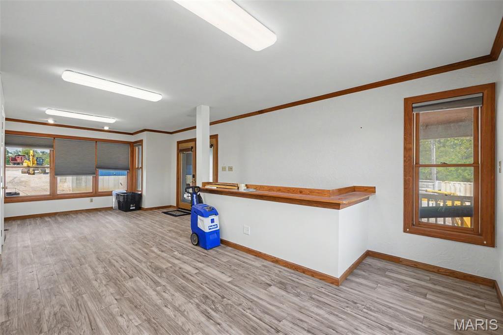 17721 N Service Road Property Photo 24