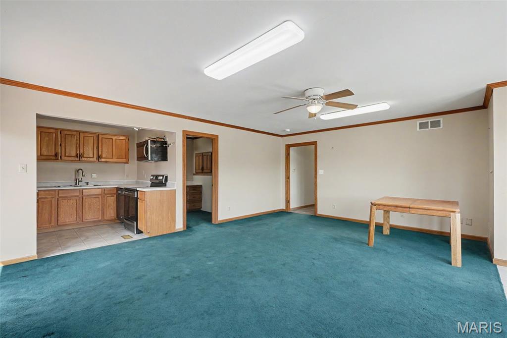 17721 N Service Road Property Photo 26