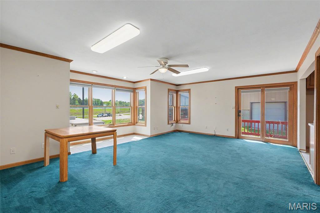 17721 N Service Road Property Photo 28