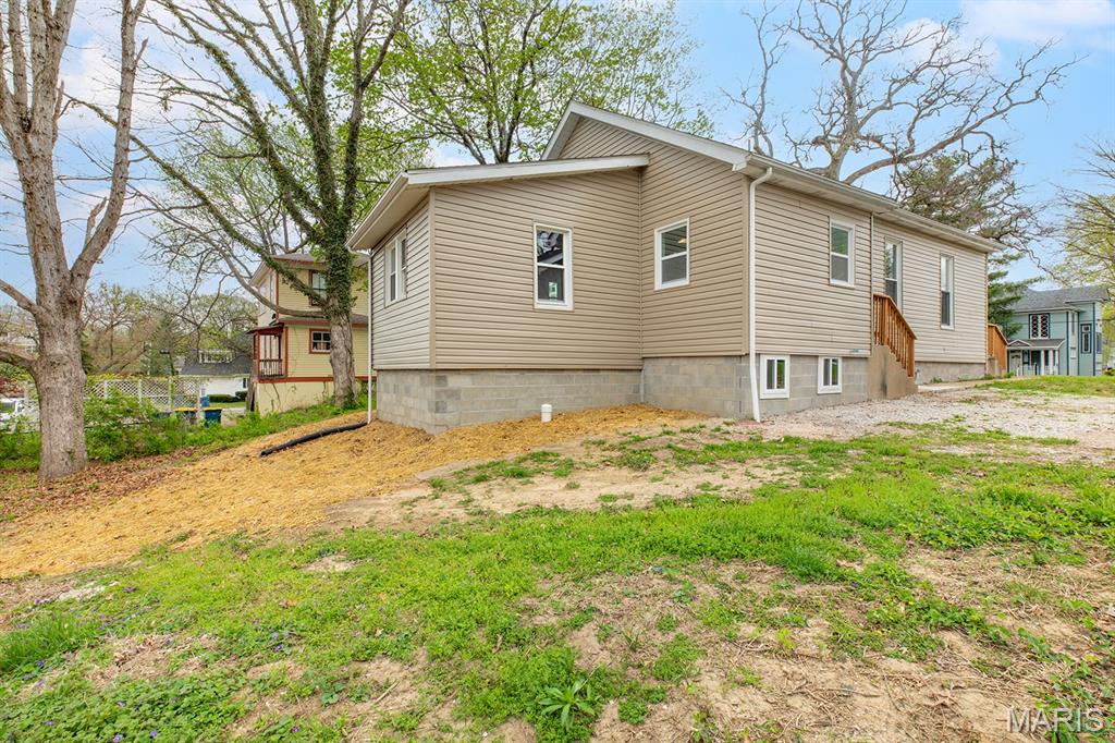 523 Hillsboro Avenue Property Photo 14