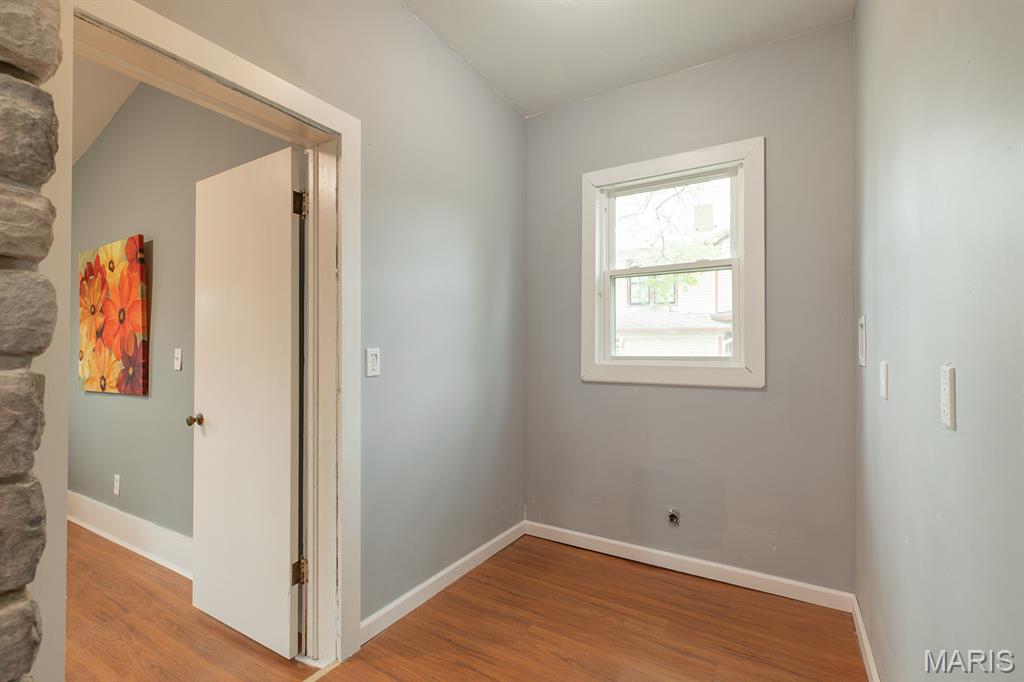523 Hillsboro Avenue Property Photo 21