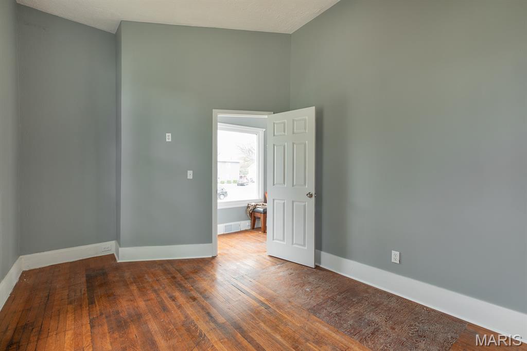 523 Hillsboro Avenue Property Photo 30
