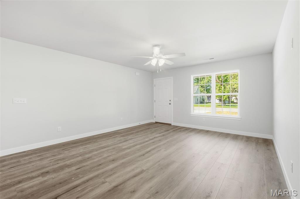 256 Walnut Street Property Photo 8