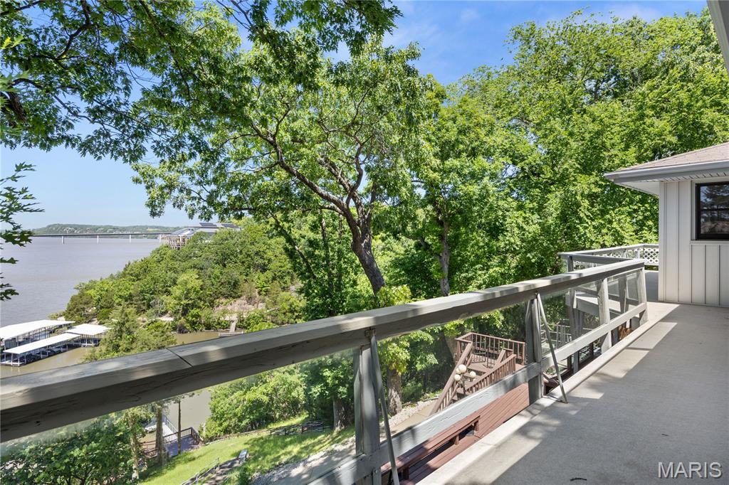 180 Borders Drive Property Photo 28