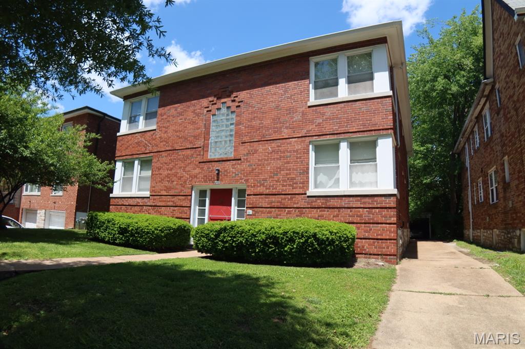 7221 Balson Avenue Property Photo 1