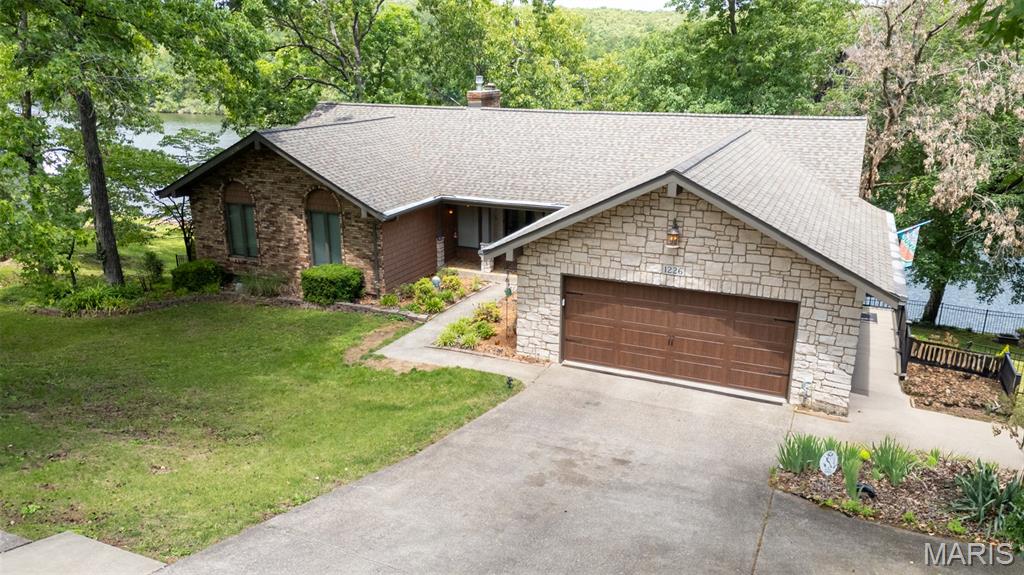 1226 S Deer Trail Property Photo 2