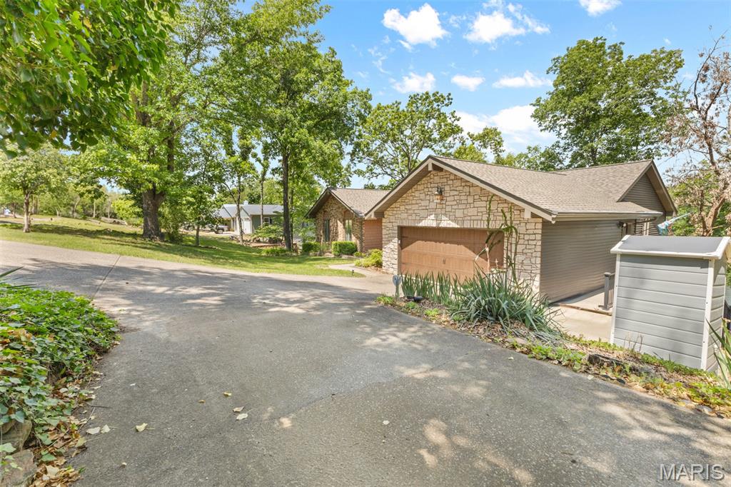 1226 S Deer Trail Property Photo 7