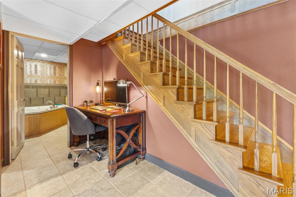 1226 S Deer Trail Property Photo 32
