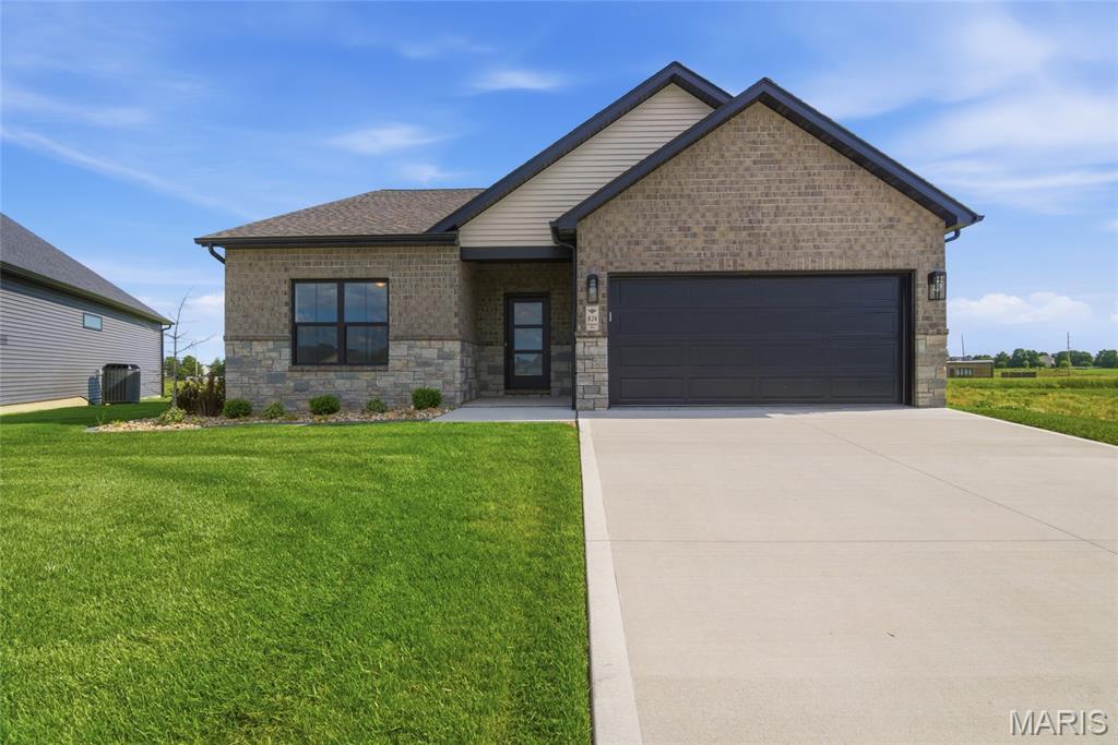 829 Bushwood Way Property Photo 3