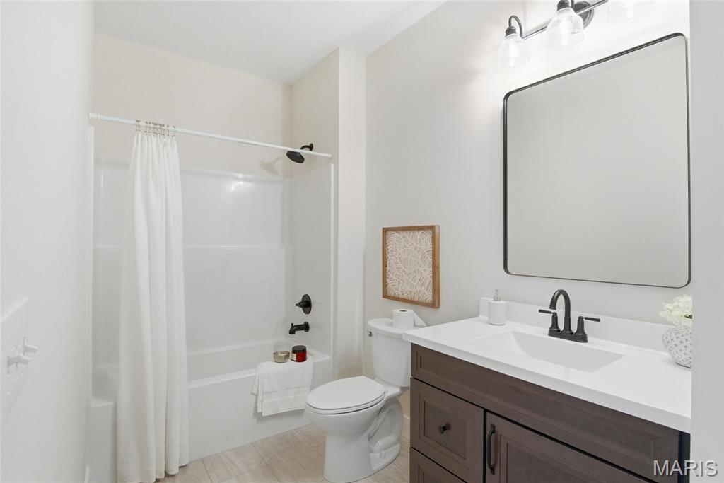 829 Bushwood Way Property Photo 43