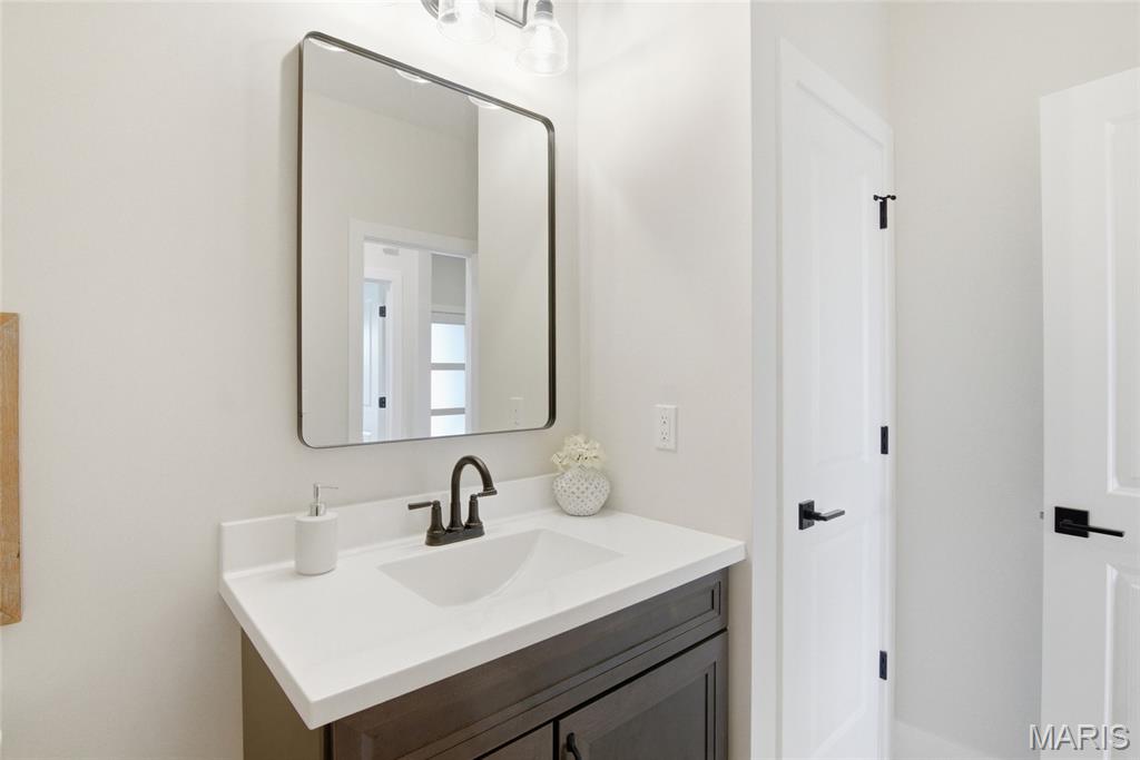 829 Bushwood Way Property Photo 44